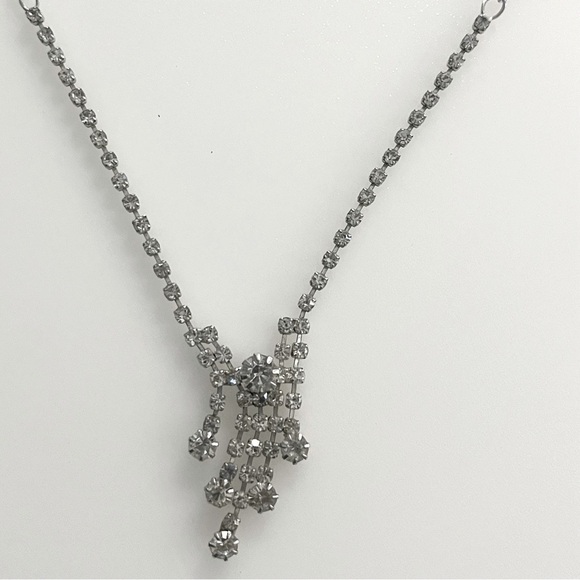Vintage Rhinestone Necklace - Picture 5 of 13